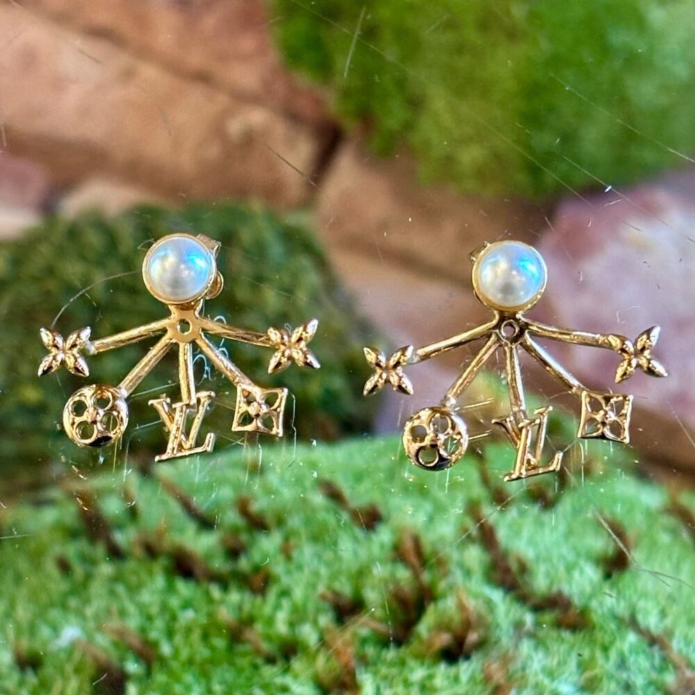 LOUIS VUITTON Faux Pearl Cruiser Earrings